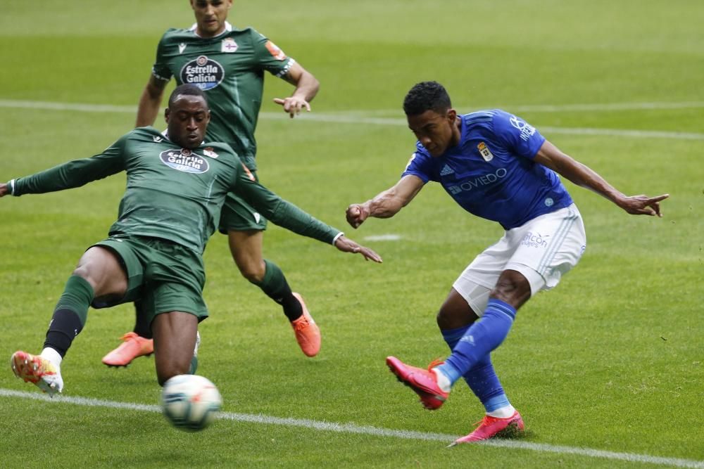 El partido del Oviedo, en imágenes