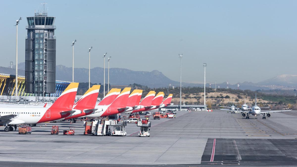 Torre de control en el aeropuerto de Madrid-Barajas