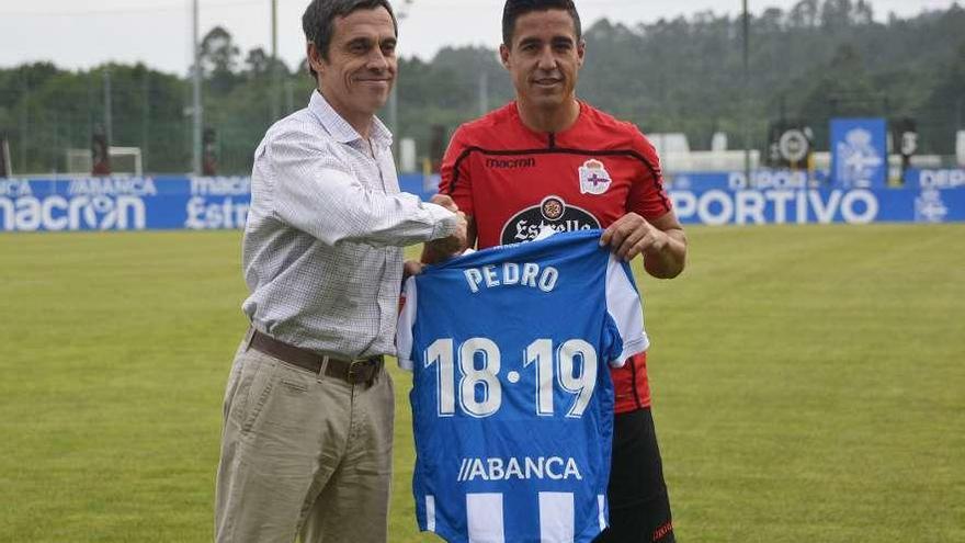 Carmelo del Pozo y Pedro Sánchez, ayer en la ciudad deportiva.