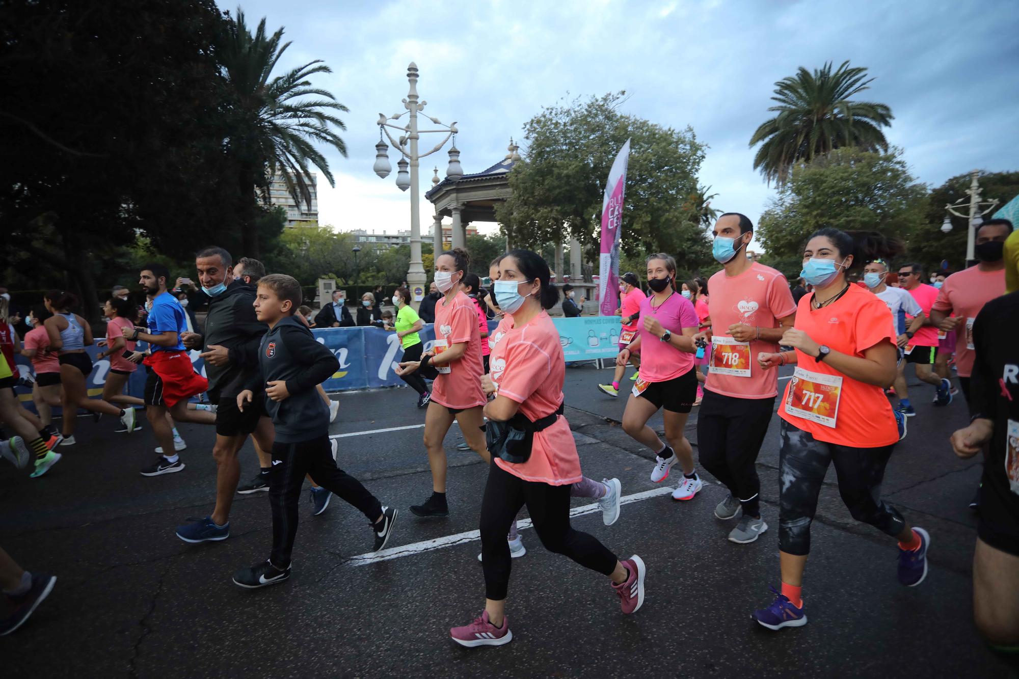 Búscate en la carrera contra el cáncer de València