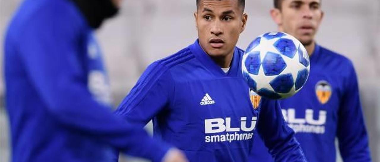 Jeison Murillo, durante un entrenamiento con el Valencia CF.