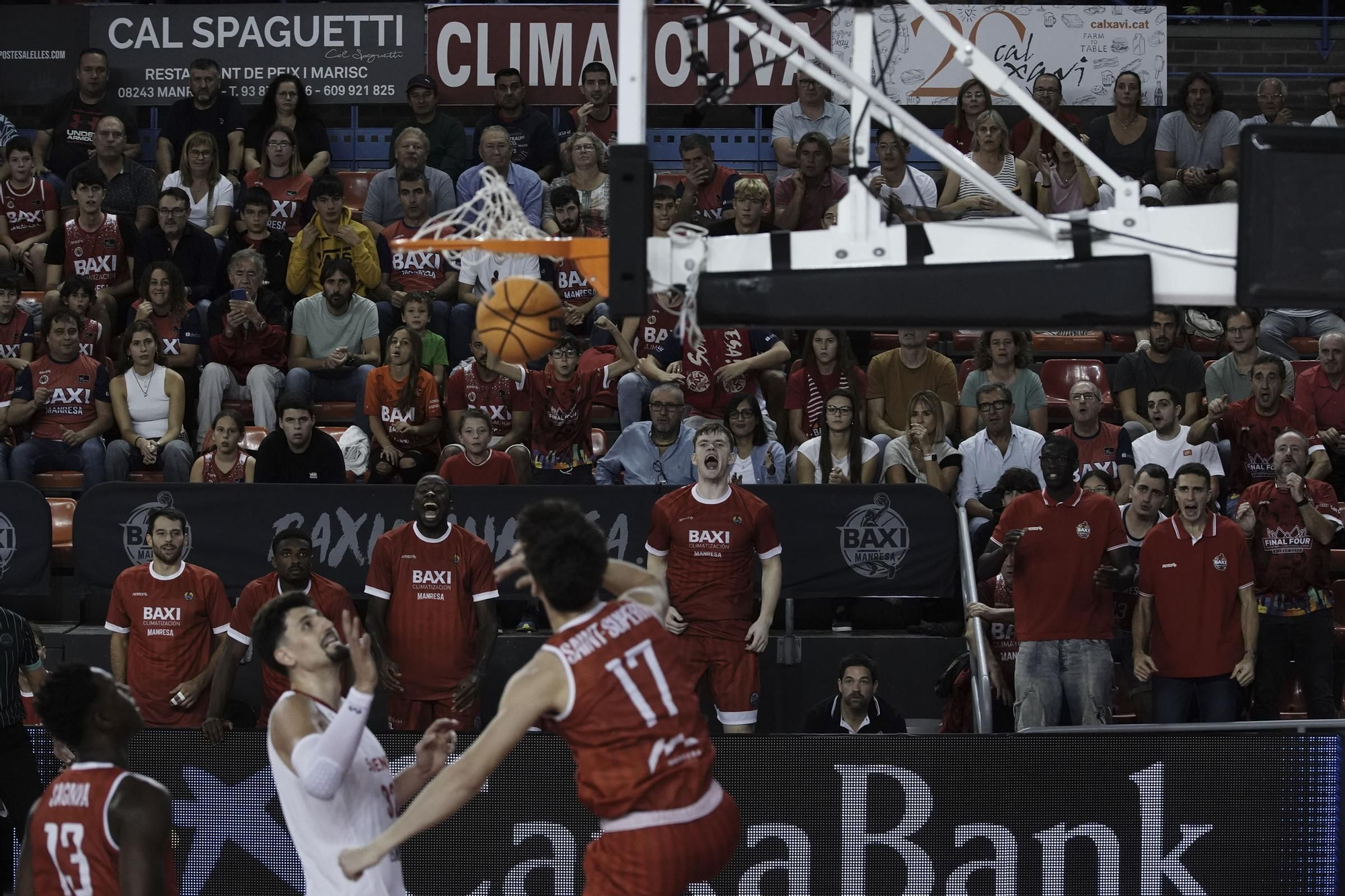 Les millors imatges del Baxi Manresa - SL Benfica