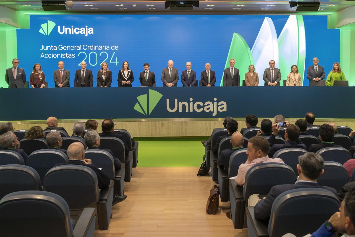 Una imagen de la junta de accionistas de Unicaja, celebrada este viernes en Málaga.