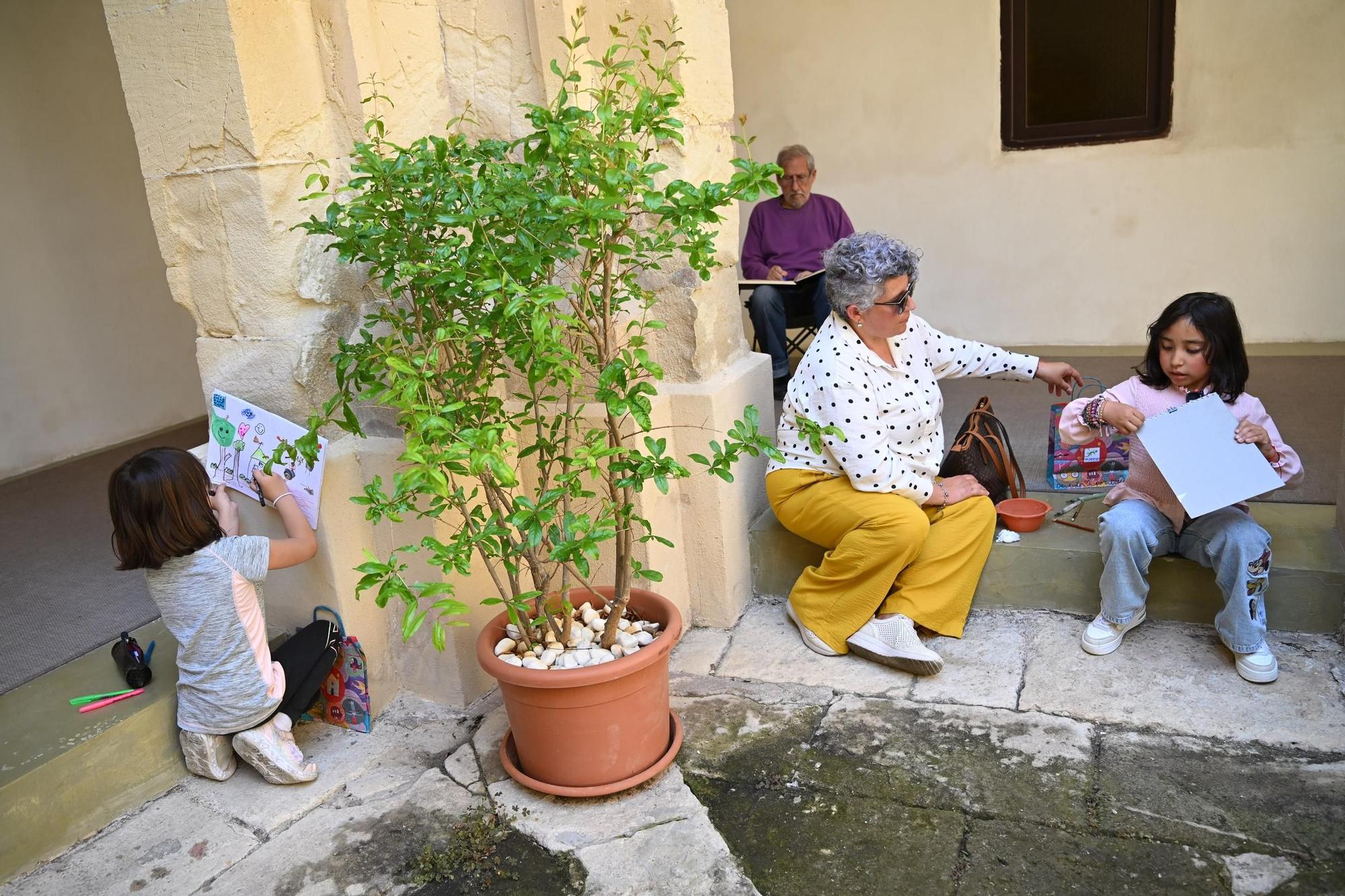 El undécimo encuentro de dibujantes urbanos de Elche, en imágenes