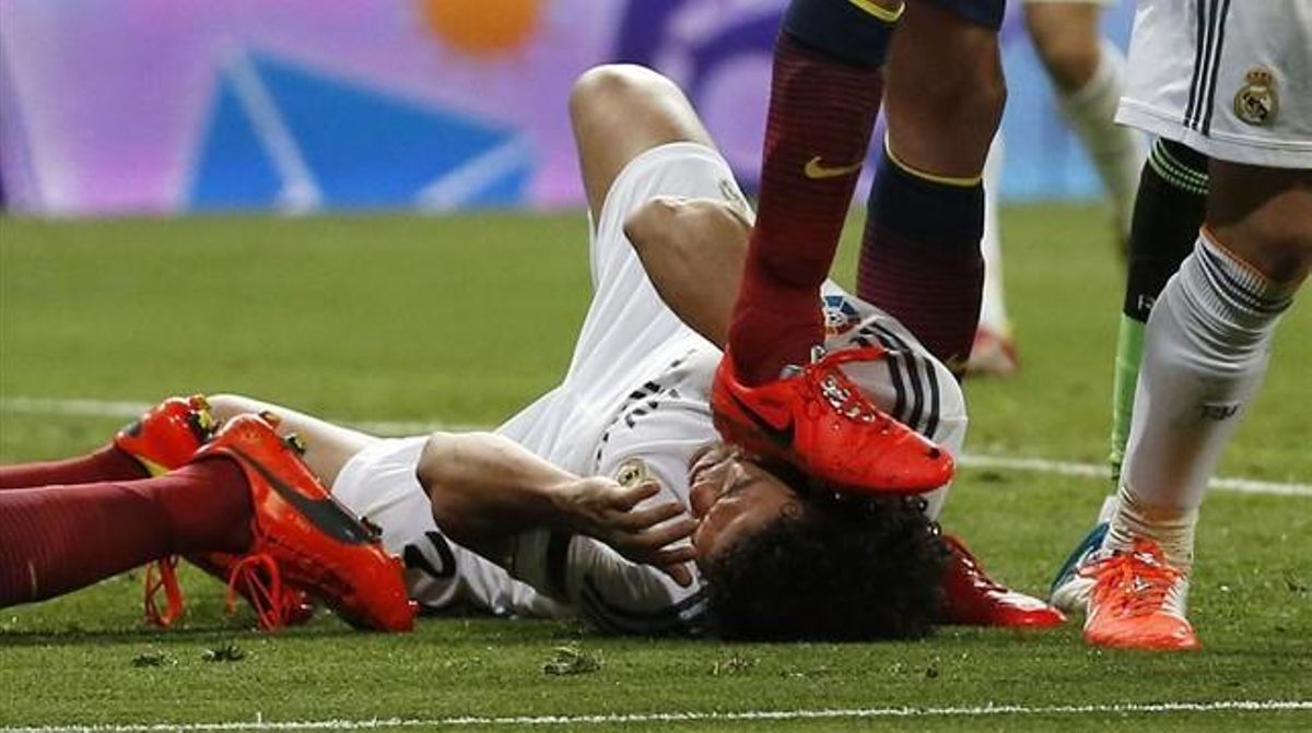 El controvertit instant entre Busquets i Pepe. El controvertit instant entre Busquets i Pepe.