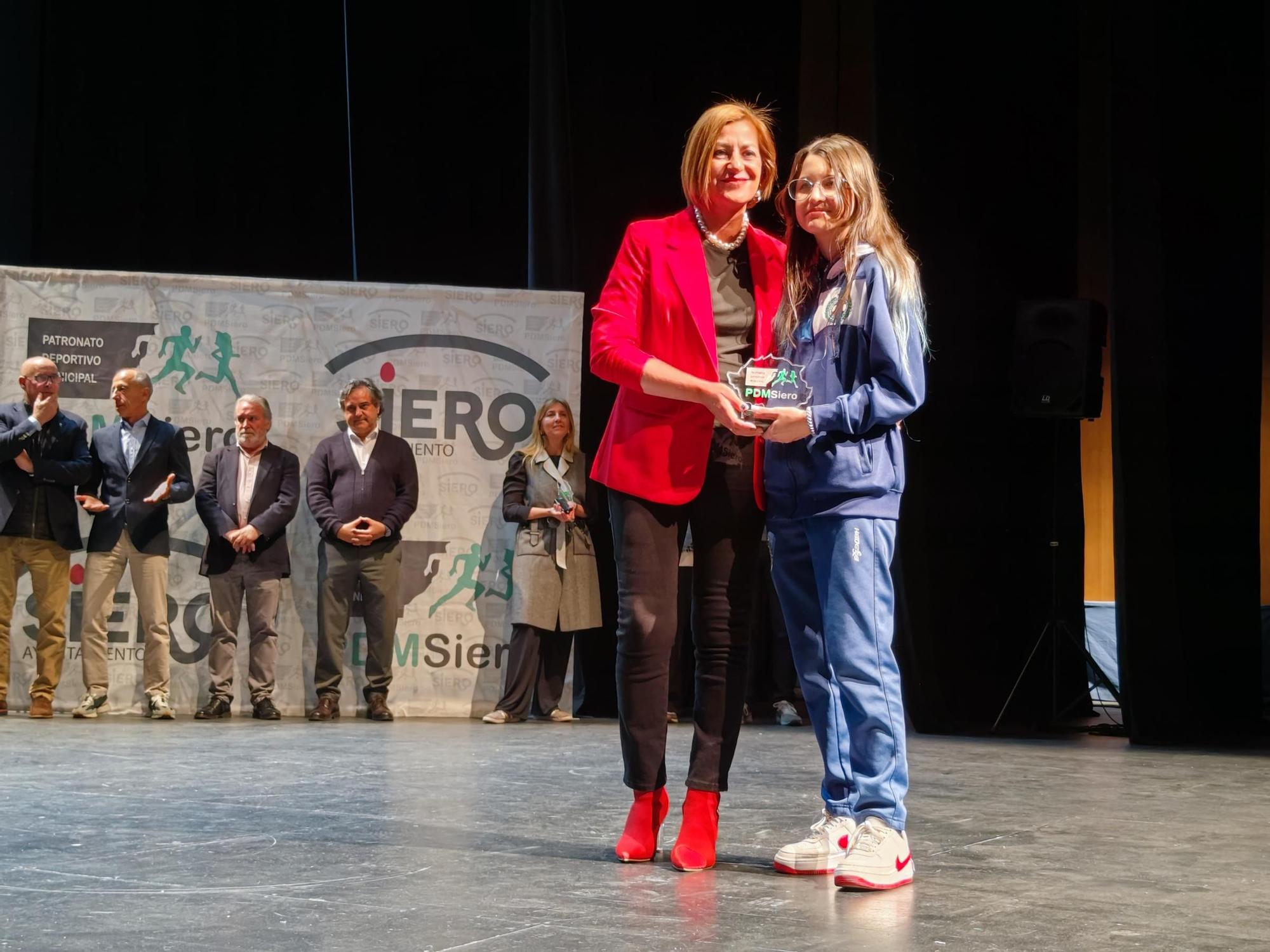 Siero premia el esfuerzo de una vida saludable: así fue la Gala del Deporte