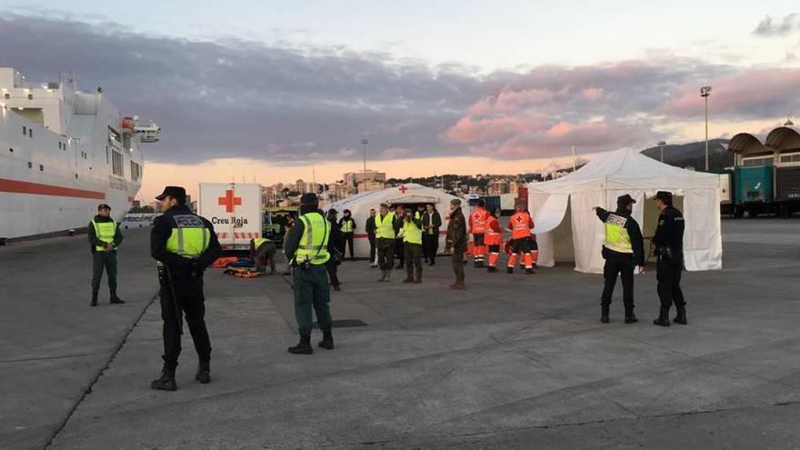 Simulacro de accidente en el puerto de Palma