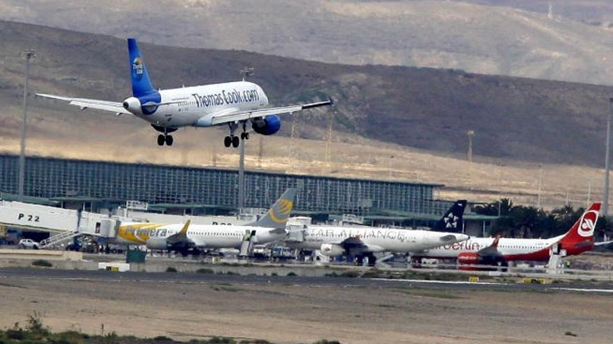 Aena amplía el horario del aeropuerto para aumentar los vuelos con Madrid