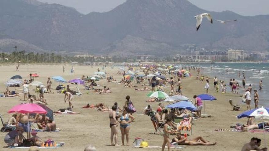 Las tres playas de Castelló tienen bandera azul.