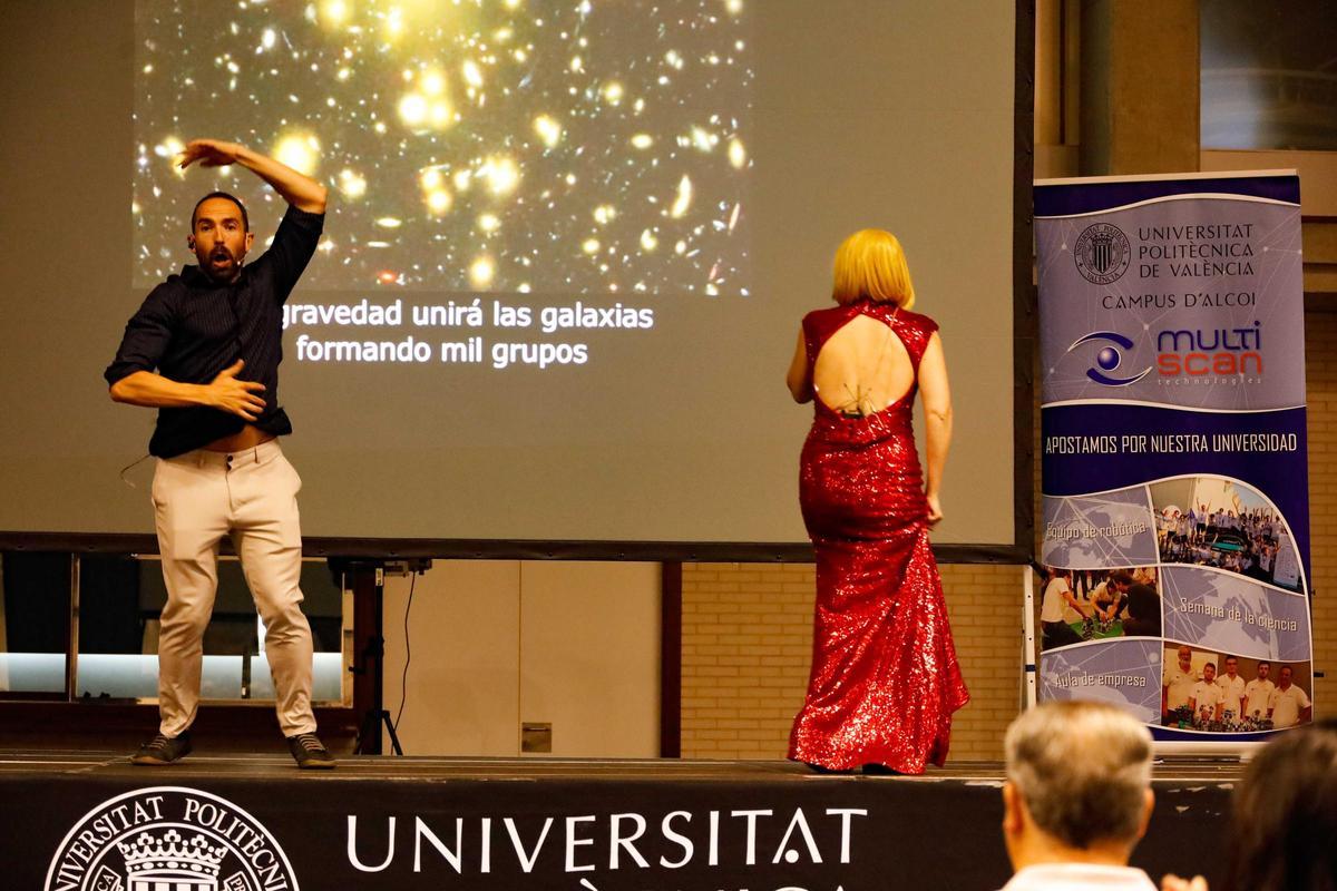 La ciencia con humor en Alcoy