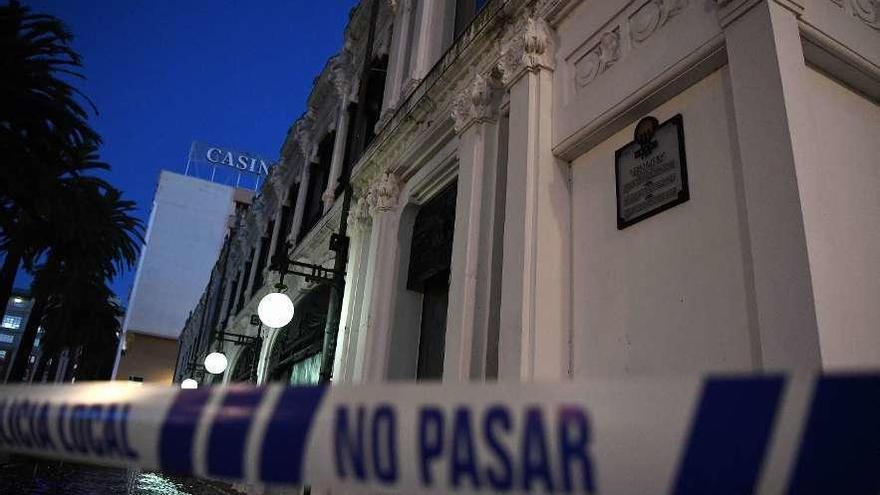 Cascotes por un examen de fachada del Kiosco