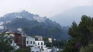 Desalojan el valle desde l'Orxa a Villalonga por el avance del fuego, que ya ha quemado 2.000 hectáreas