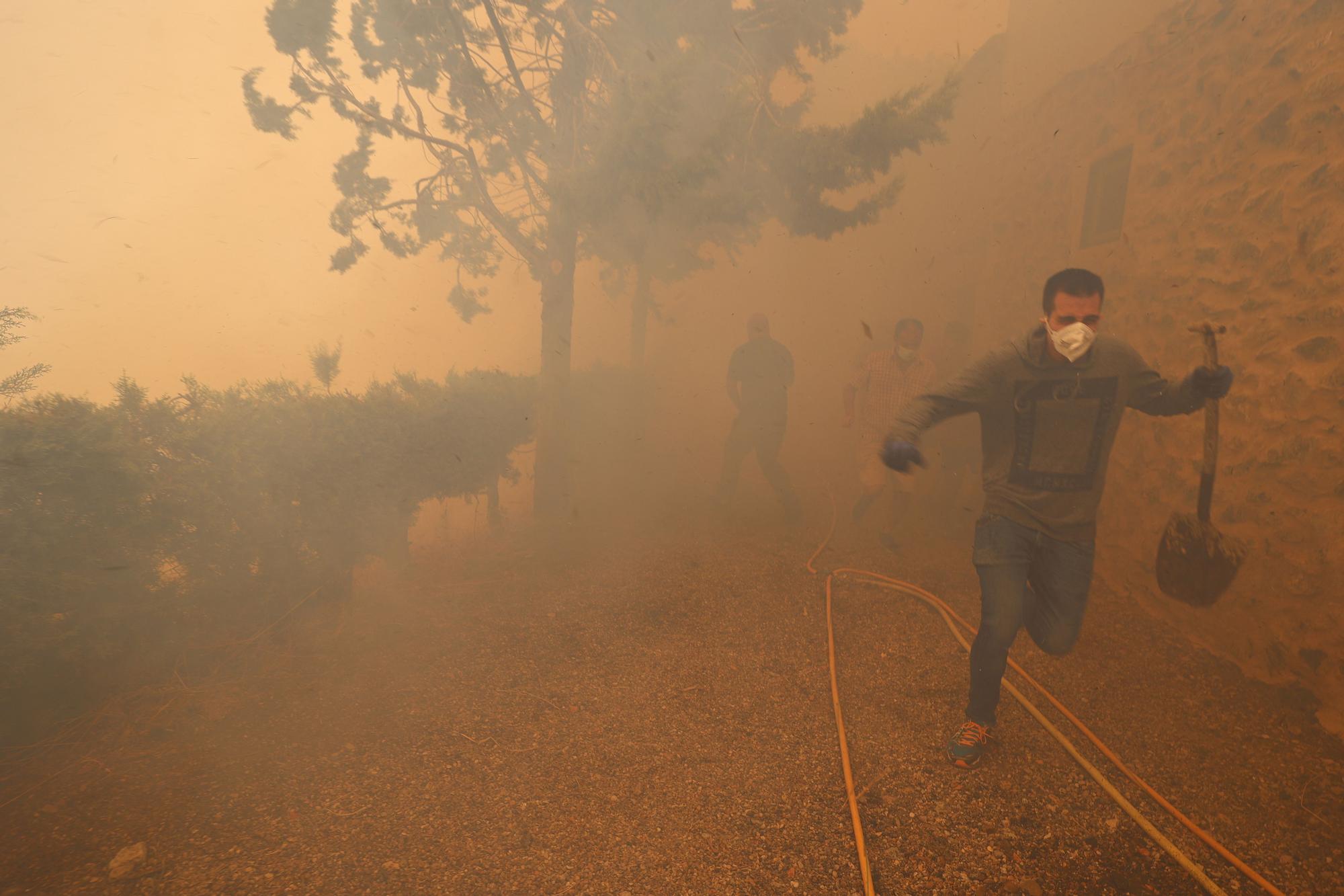 EN IMÁGENES | El incendio forestal de Añón de Moncayo