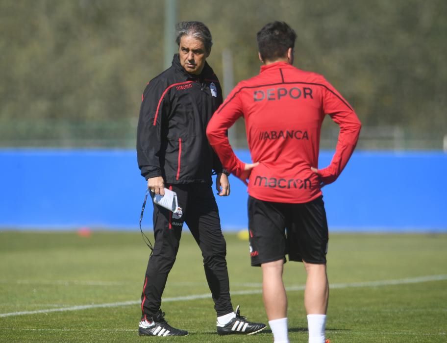 El Dépor prepara el partido de Oviedo