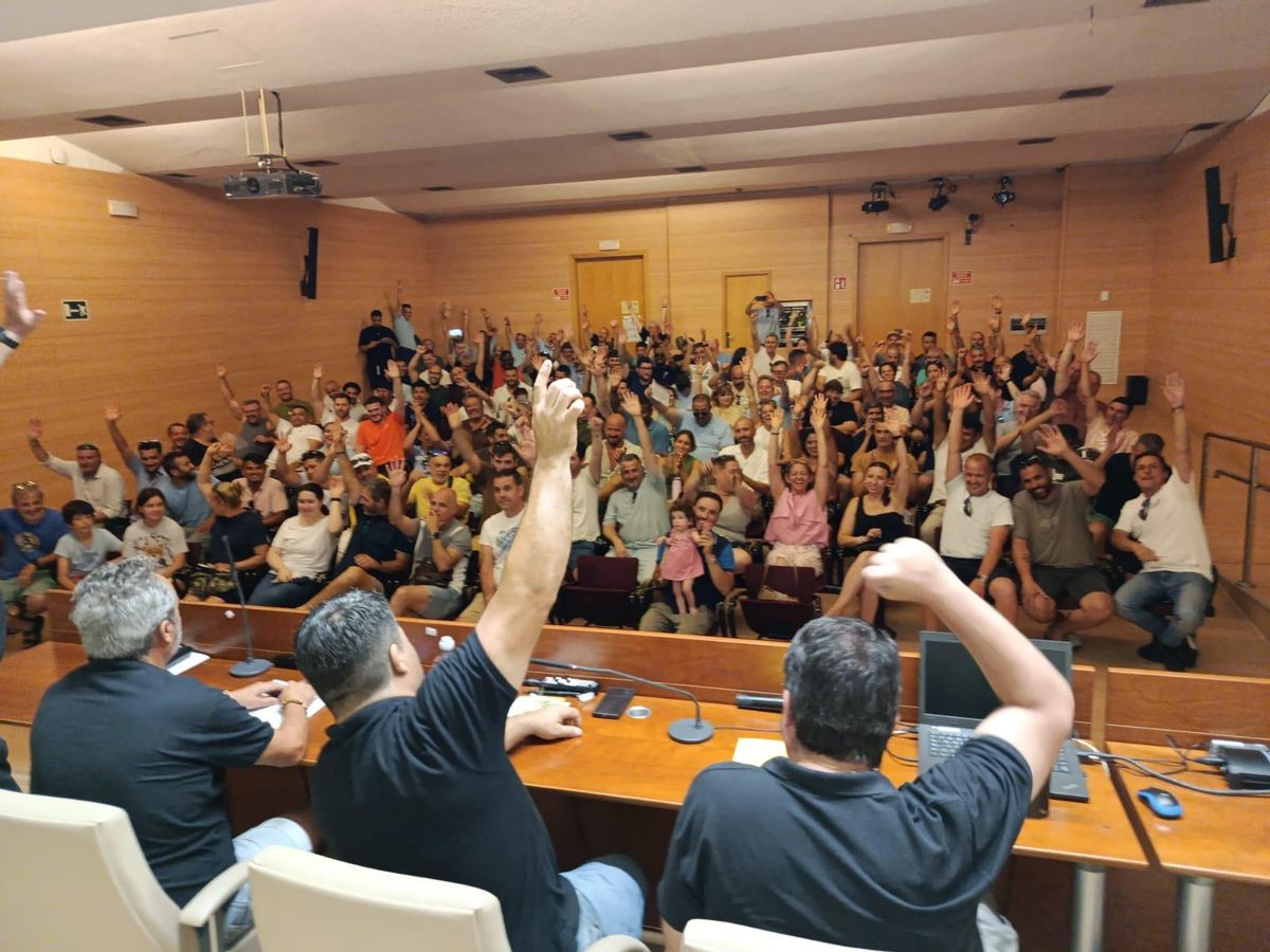 Imagen de una de las asambleas de trabajadores