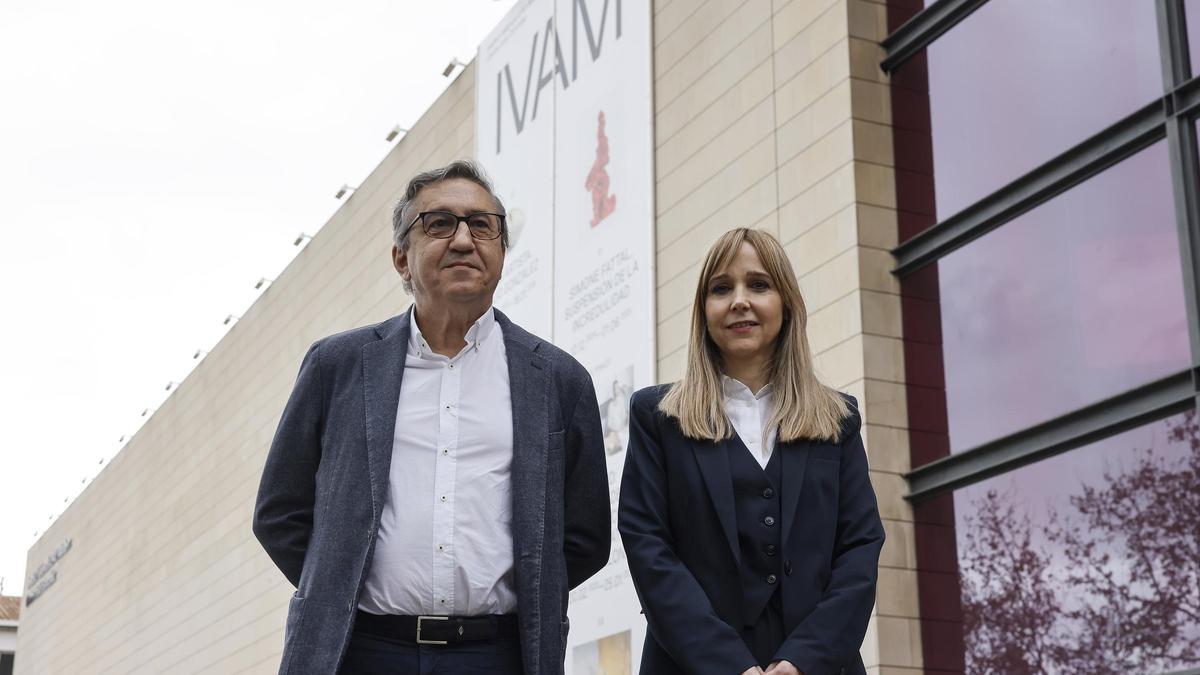 El conseller de Cultura, Jose Antonio Rovira, y Blanca de la Torre, directora del IVAM.