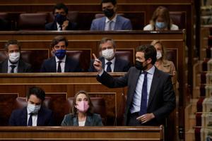 Pablo Casado durante una sesión de control.