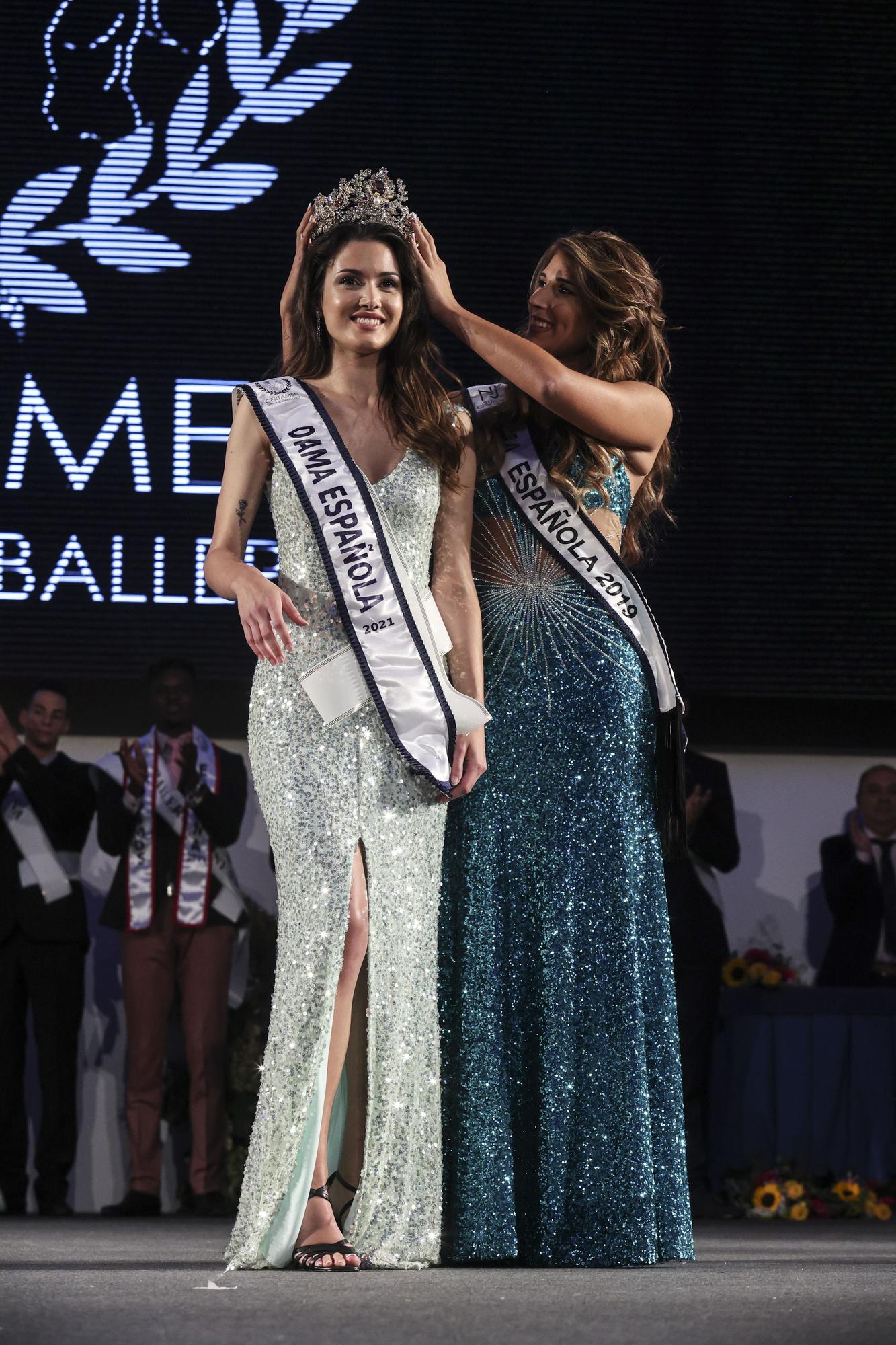 Las imágenes del desfile en Oviedo del certamen de belleza nacional “Dama y Caballero”