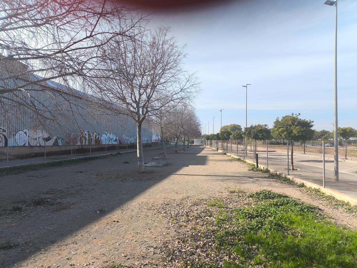 Zona para perros en el pueblo de Canet.