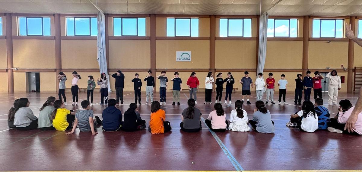 Alumnos del colegio Sant Vicent Ferrer de Faura.