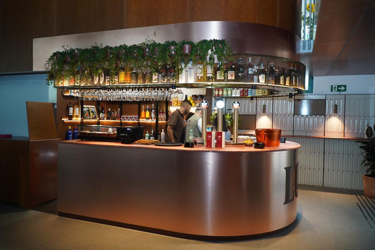 Betanzos inaugura su renovado mercado centrado en la gastronomía