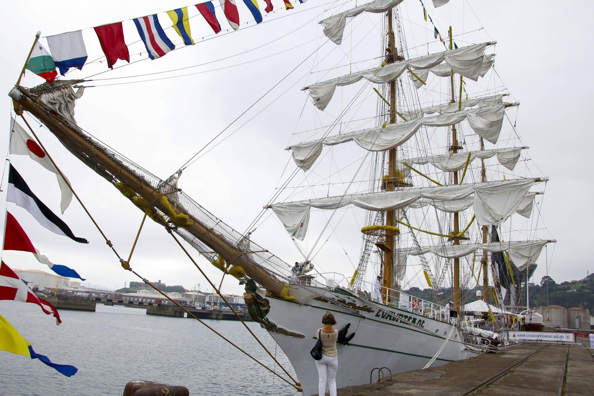En imágenes: Así es el «Cuauhtémoc», el imponente barco de México que acaba de llegar a Gijón