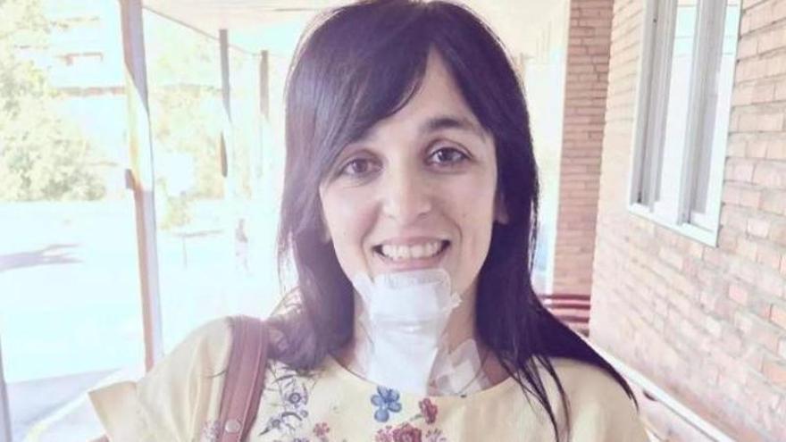 Sílvia Orriols pateix cremades a la cara i braços per un incendi a la cuina de casa seva