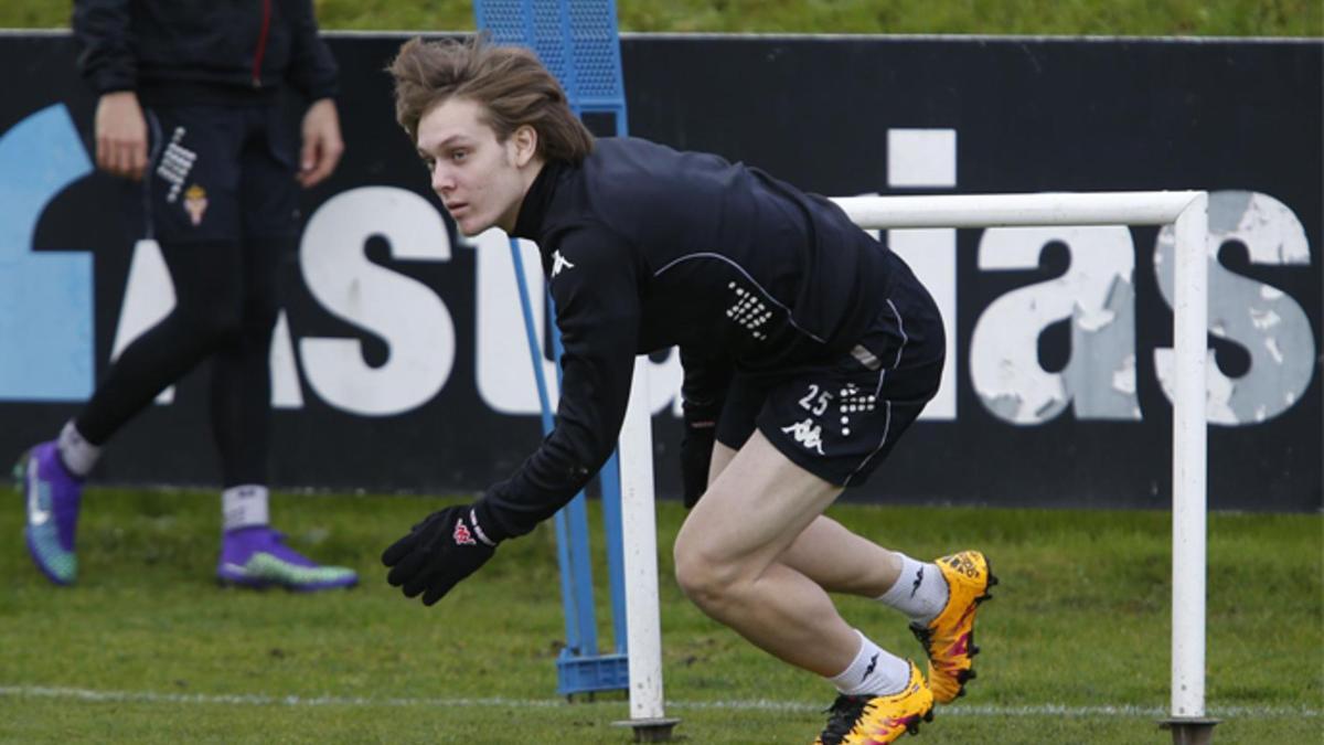 Halilovic, en un entreno del Sporting