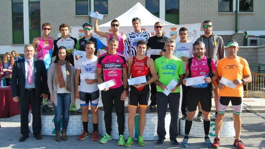 Cañas y Guzmán, campeones del Triatlón Indoor de Torremolinos