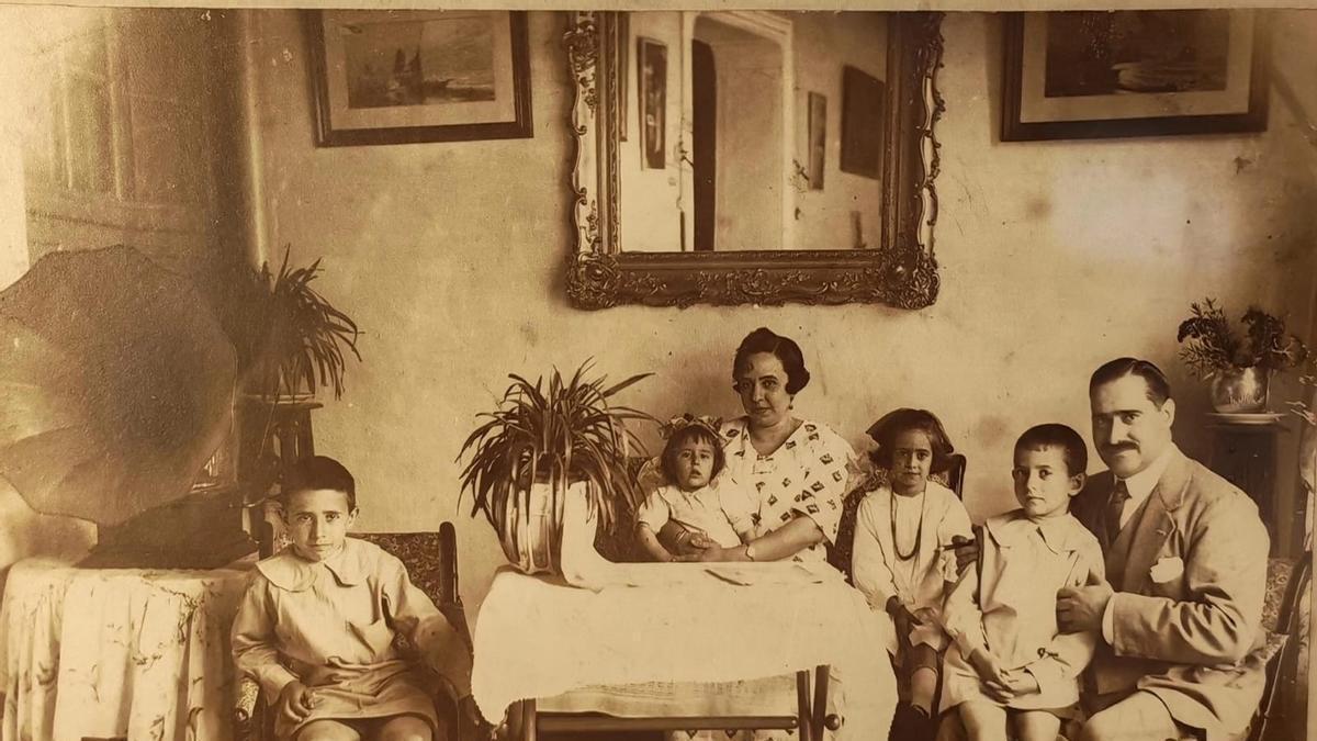 Foto familiar en 1921.