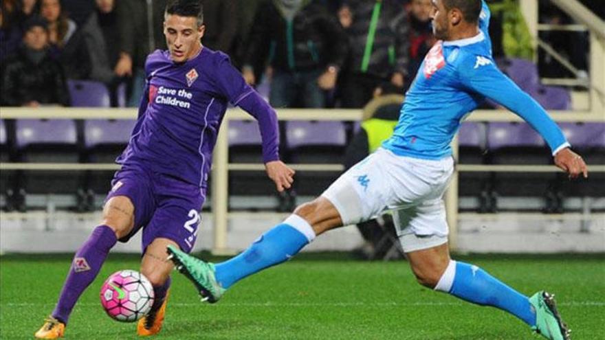 Cristian Tello, exjugador del Barça, con la camiseta de la &#039;Fiore.&#039;