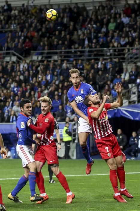 Partido en el Carlos Tartiere entre el Oviedo y el Almería