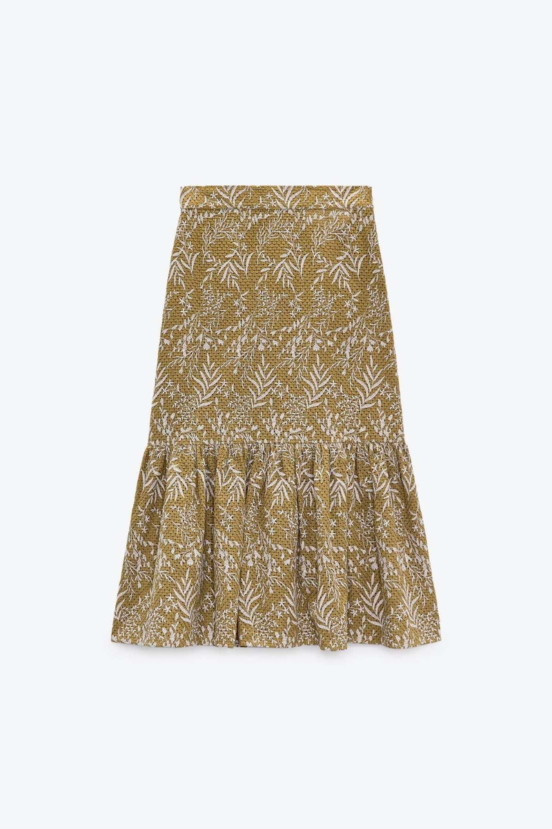 Falda bordada de estampado floral de Zara