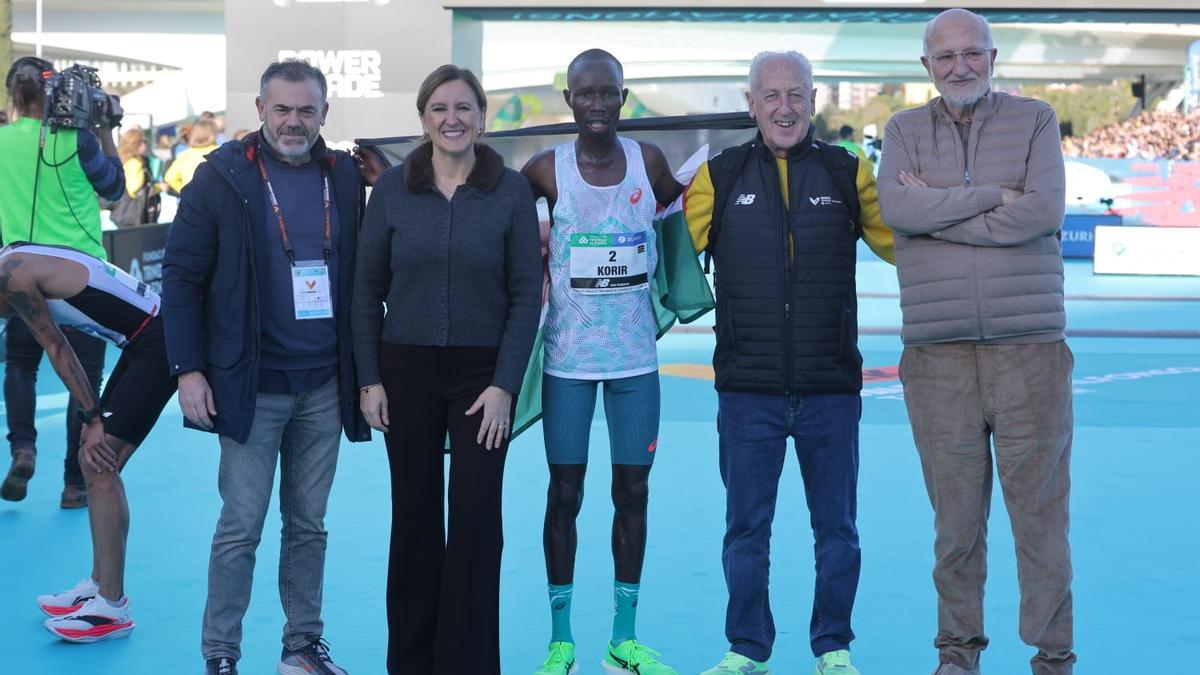 Juan Roig hace balance del Maratón Valencia 2025