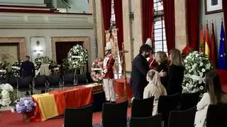Murcia despide a José Ballesta, en directo | Feijóo asistirá al funeral, presidido por la Virgen de la Fuensanta