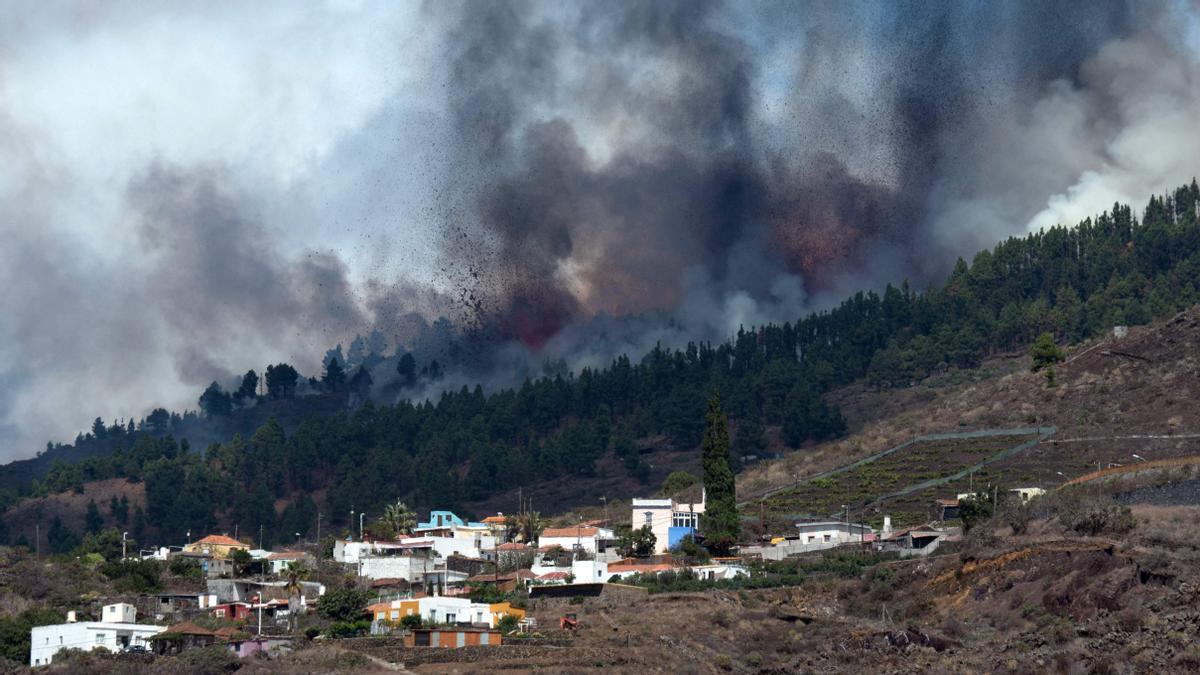 La zona de Cabeza de Vaca en plena erupción del volcán.