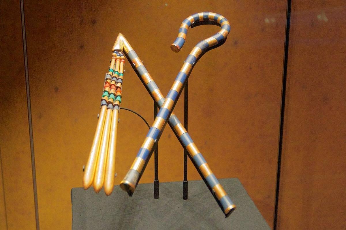 Ladrón y mayal, tesoro de Tutankamón