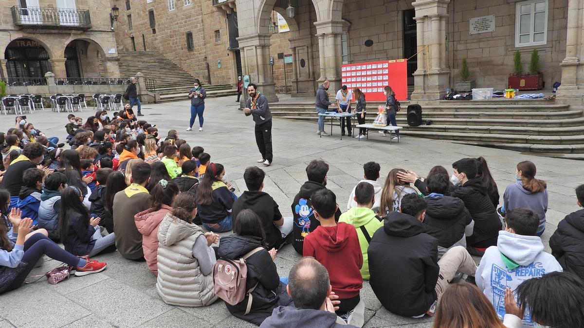 La actividad para niños y jóvenes celebrada ayer en la Plaza Mayor.