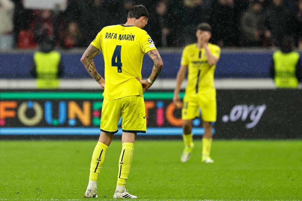 DORTMUND (Germany), 28/01/2026.- Rafa Marin of Villarreal reacts after the UEFA Champions League match between Bayer 04 Leverkusen and Villarreal CF, in Leverkusen, Germany, 28 January 2026.w (Liga de Campeones, Alemania) EFE/EPA/FRIEDEMANN VOGEL
