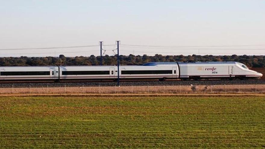 Renfe programa 36 trenes AVE especiales entre Córdoba y Cataluña durante Navidad