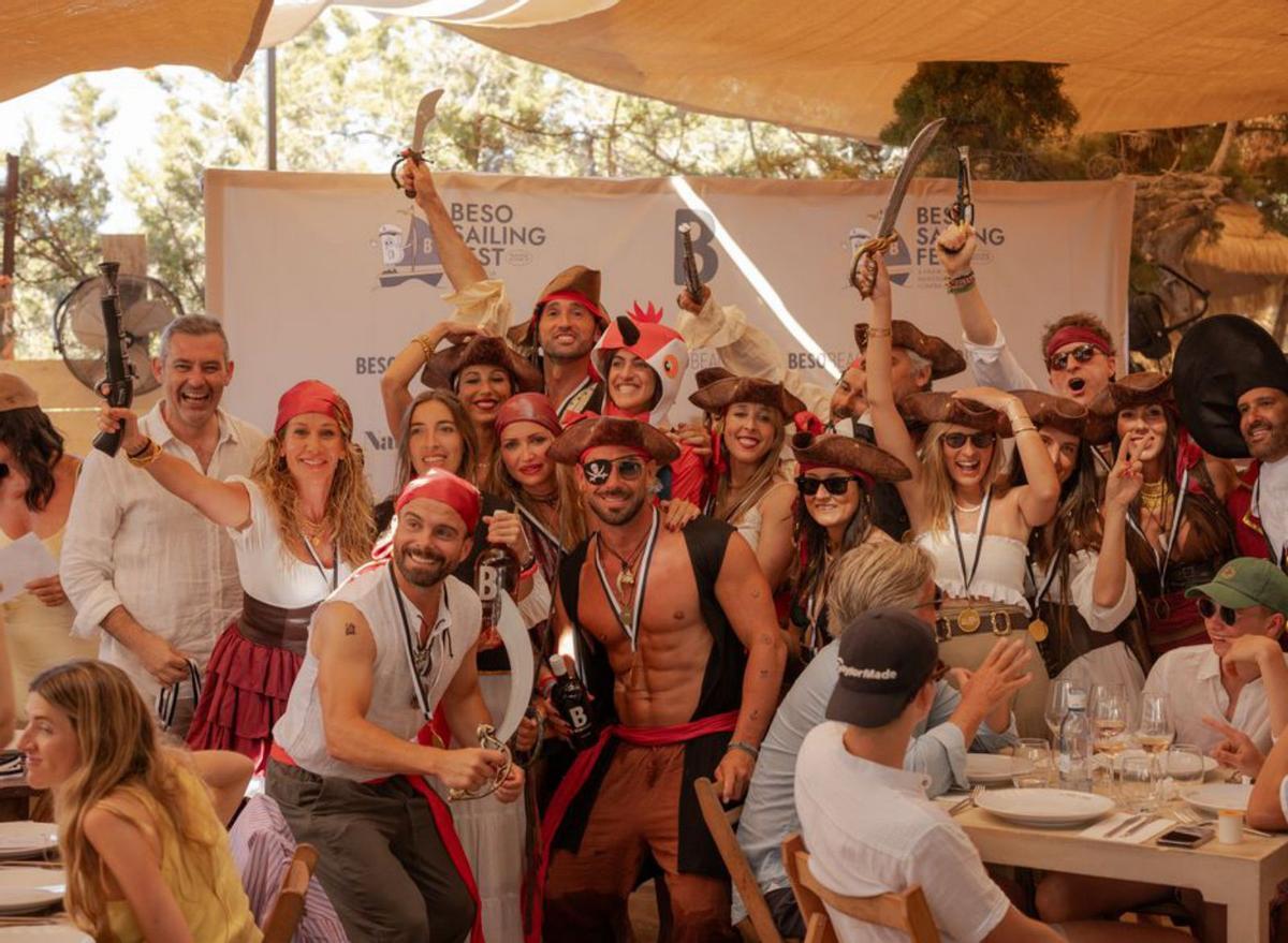 Un ambientazo en el evento de clausura de la regata.