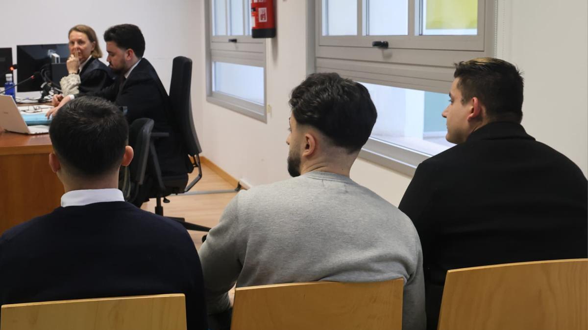 Juicio por una presunta violación grupal en Novelda