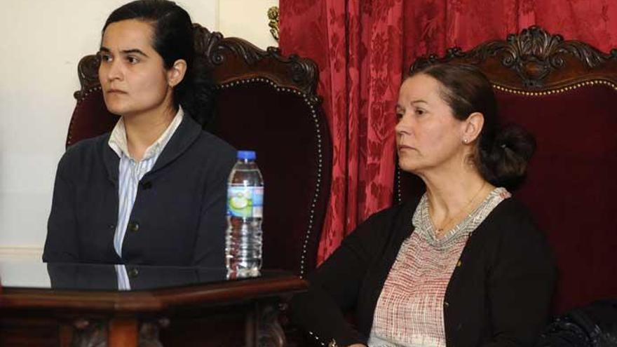 Montserrat GonzÃ¡lez y Triana MartÃ­nez, en el juicio.