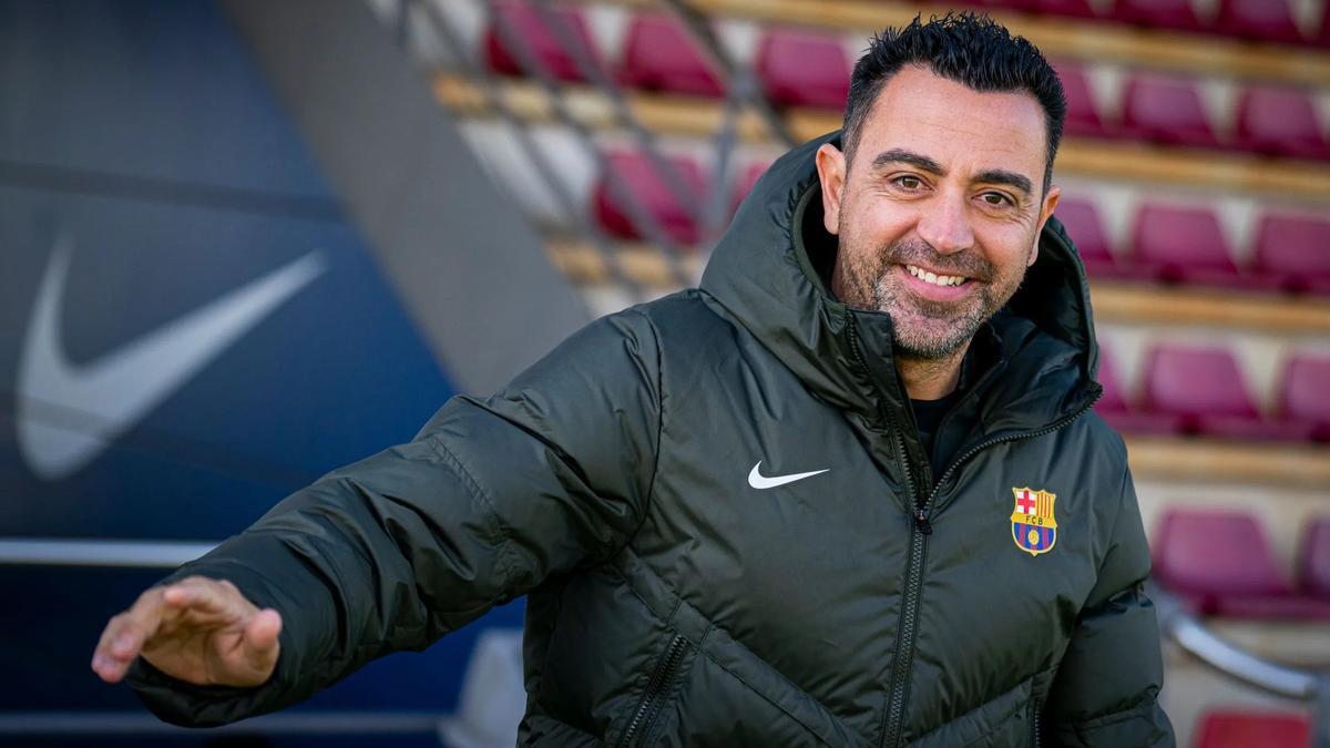 Xavi Hernández, a punto de iniciar un entrenamiento en Sant Joan Despí.