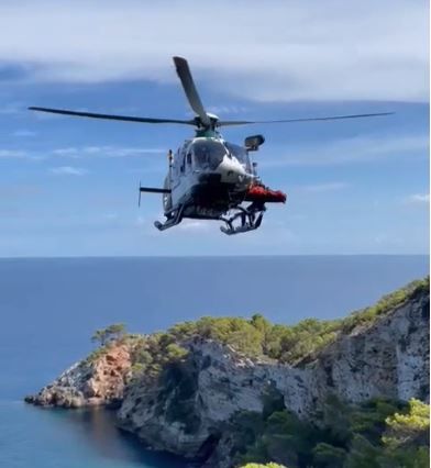 Herida una joven al caer por un acantilado de 15 metros de altura en Ibiza