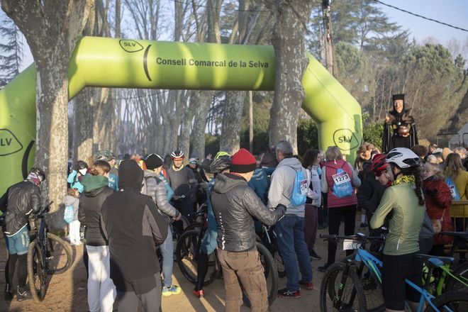 Les millors imatges de la marxa solidària "Pels Valents"