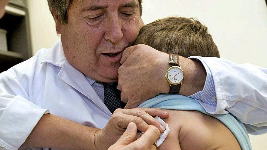 Los pediatras temen un brote de sarampión por la brusca caída de las vacunaciones