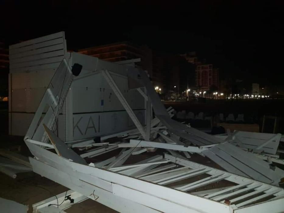 La terraza Kai Lío, una de las más concurridas por el Medusa, tras ser derribada por el viento.