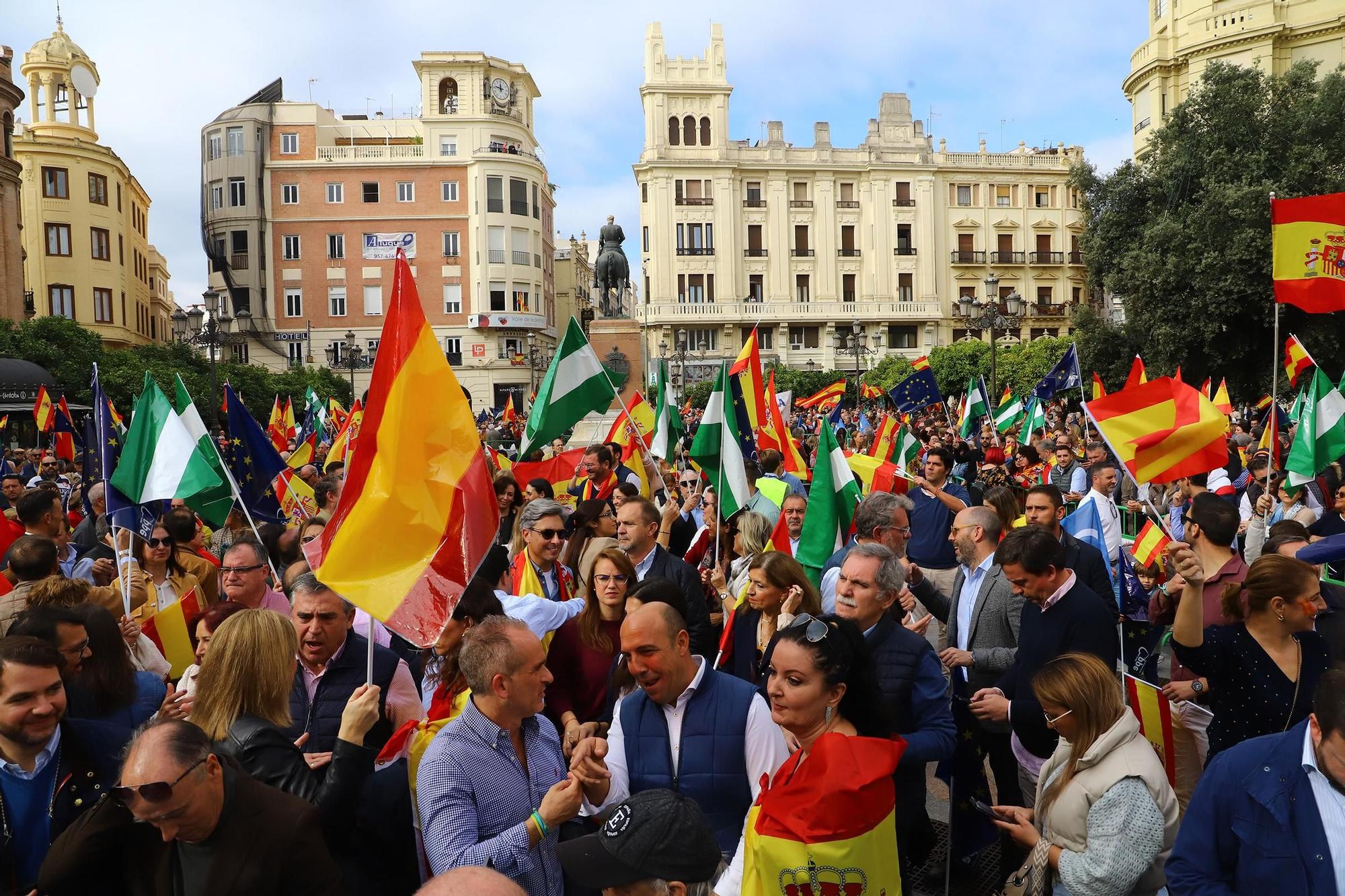 El PP de Córdoba congrega en Las Tendillas a miles de personas contra la amnistía