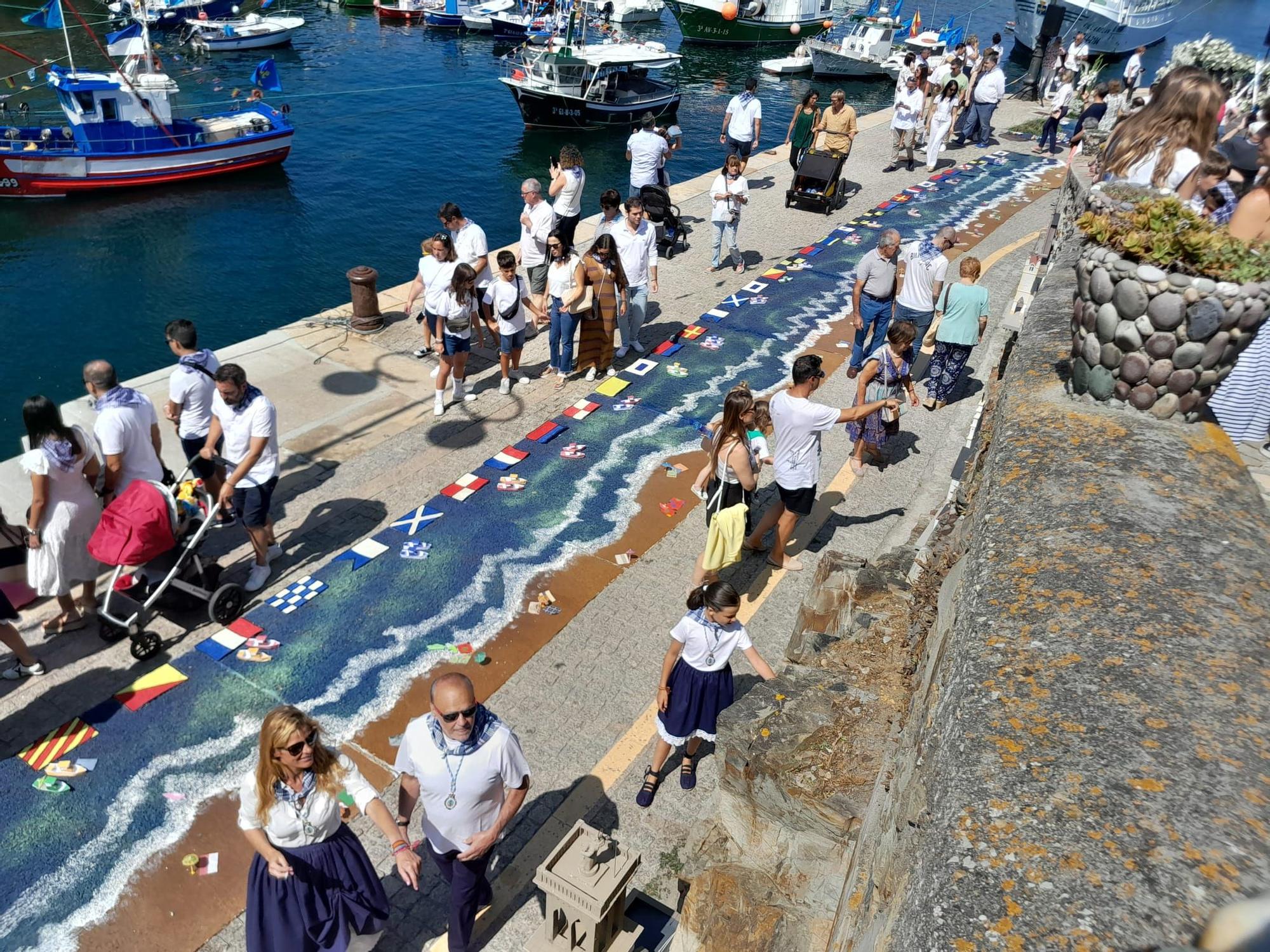 En imágenes| El Carmen retumba en Asturias